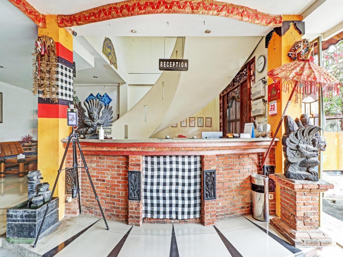 Oyo 90408 Hotel Horton Cirebon Extérieur photo
